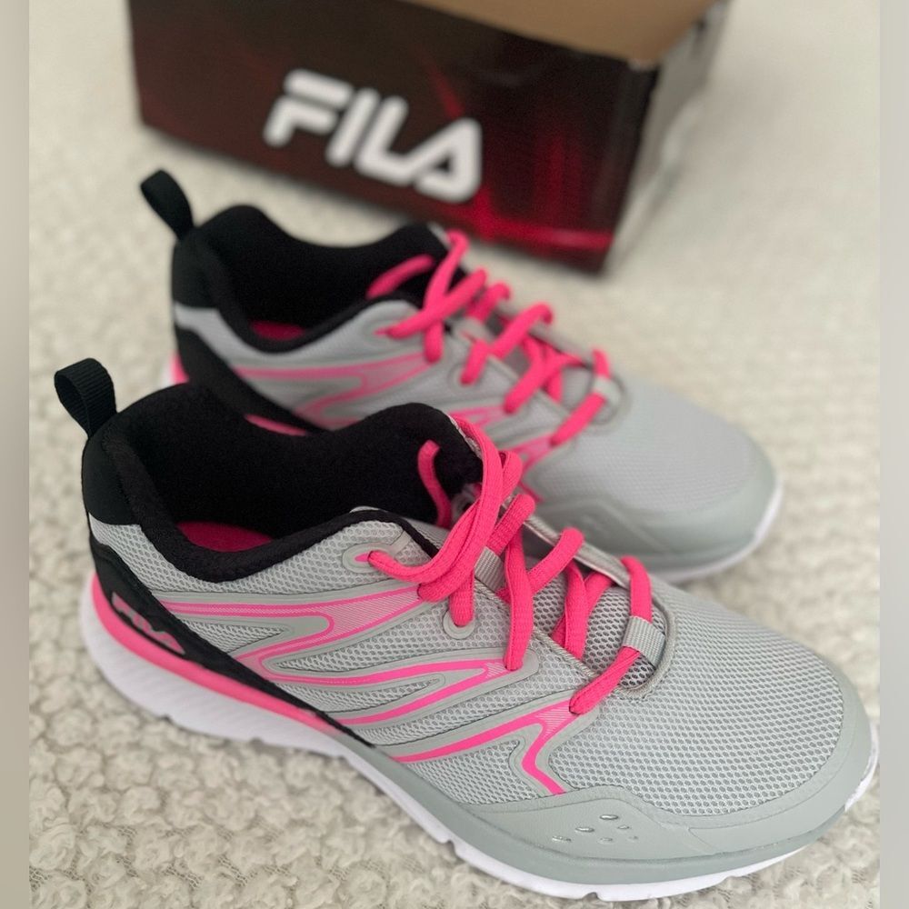 FILA Allona 3 Big Girls Running Shoes, Laced Gray/Pink/Black, Size 4